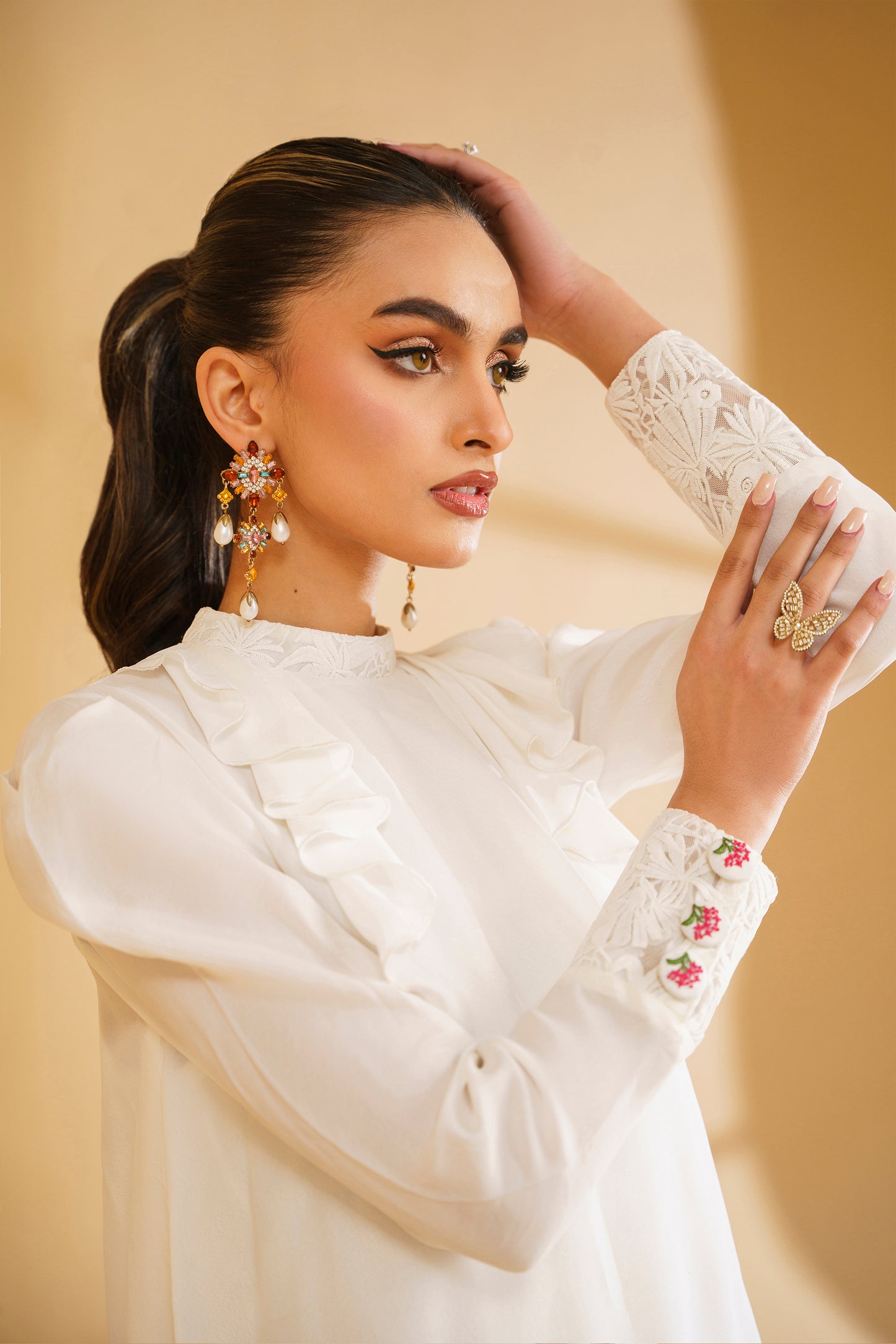 WHITE LINE | SOPHIE | RJ'S PRET