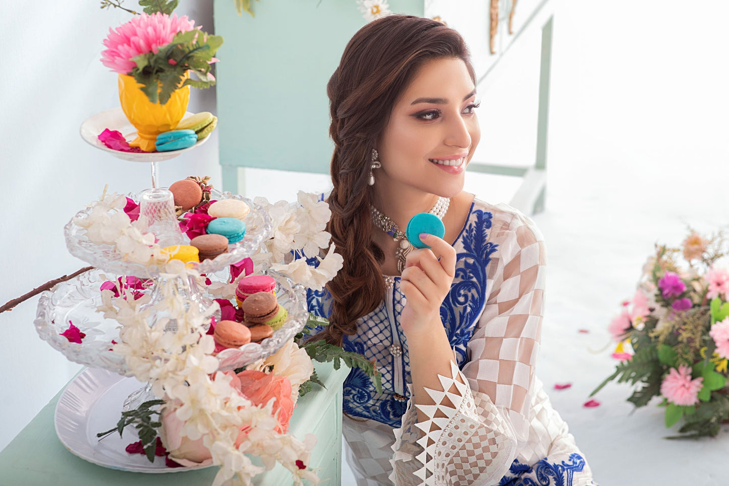 FLORENCE (WHITE & COBALT BLUE) | CARNIVAL | RJ’S PRET