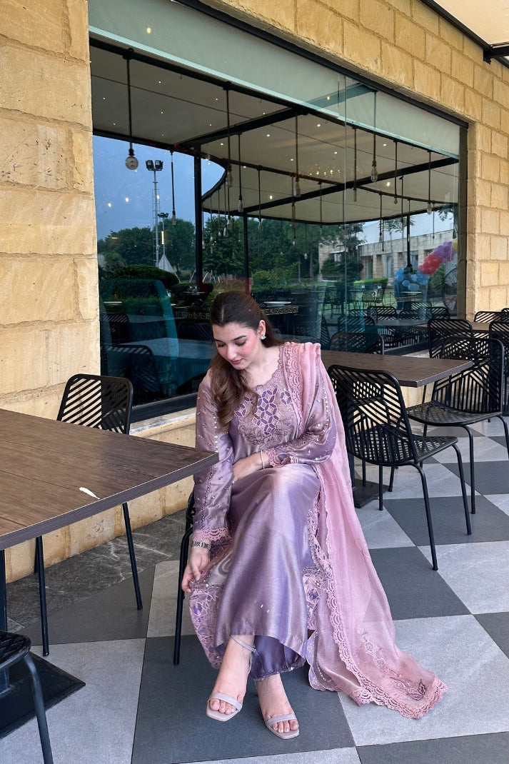 MYSTIC MAUVE | TWILIGHT SOIREE | RJS PRET