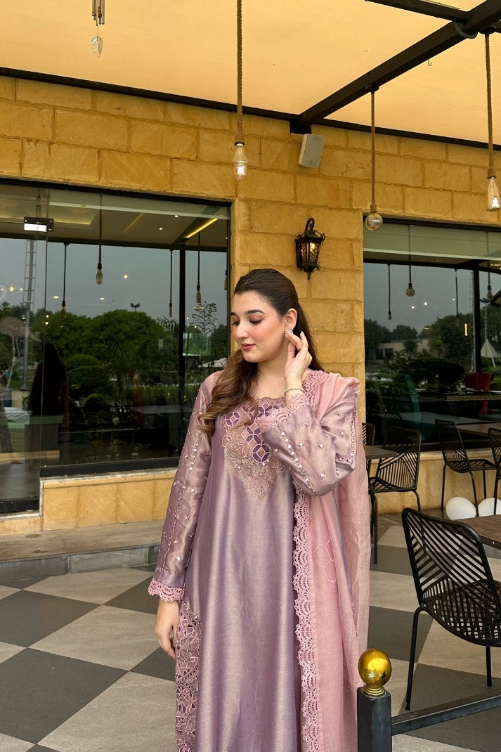 MYSTIC MAUVE | TWILIGHT SOIREE | RJS PRET