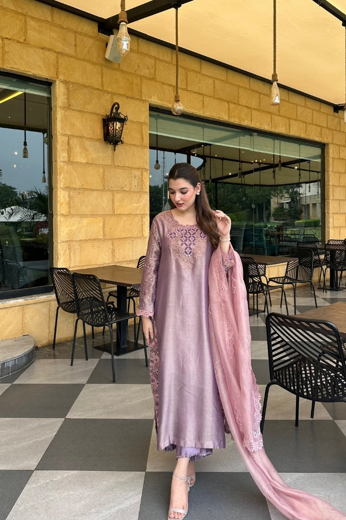 MYSTIC MAUVE | TWILIGHT SOIREE | RJS PRET