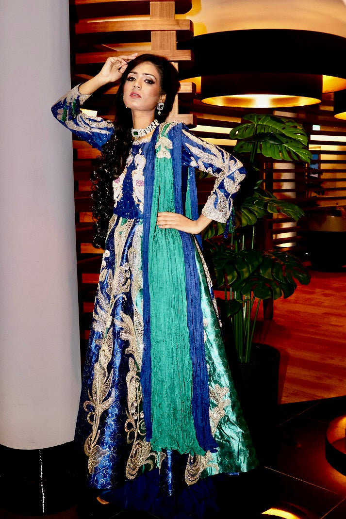 MIDNIGHT WAVES| STARDUST| RJ'S PRET