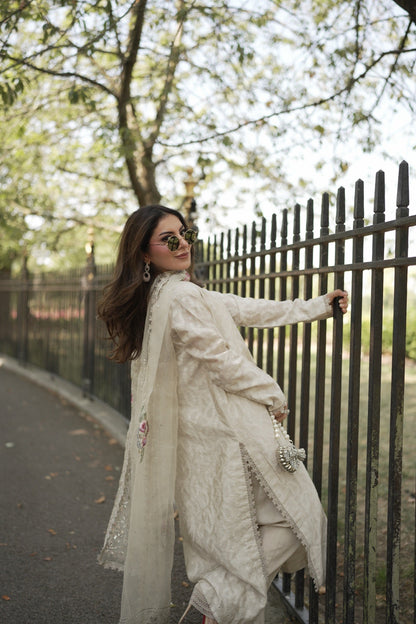 IVORY WHISPER | MUKESH EDIT | RJ’S PRET