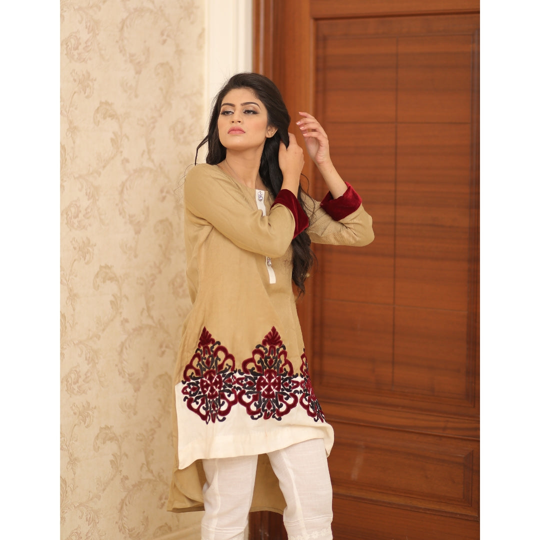 CAMEL BROWN SHAWL ASYMMETRICAL KURTA | RJ’S PRET