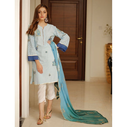 SHADES OF BLUE | RANG | RJ’S PRET