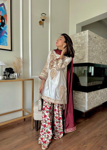 PAISELY BLOOM| TAPESTRY|RJ'S PRET