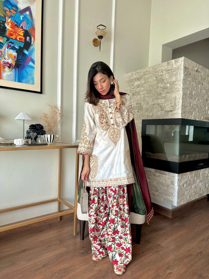 PAISELY BLOOM| TAPESTRY|RJ'S PRET