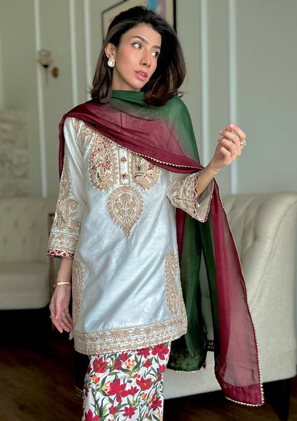 PAISELY BLOOM| TAPESTRY|RJ'S PRET