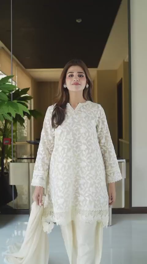 BEIGE BREEZE| SILK & SPICE | RJ’S PRET